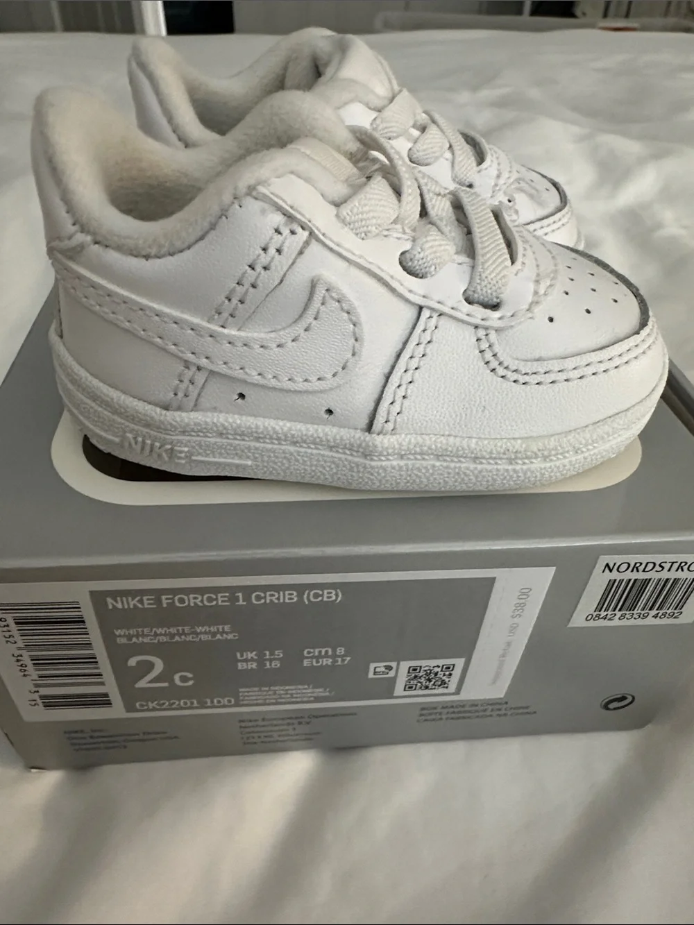 Nike White Low-Top Baby Crib Sneakers